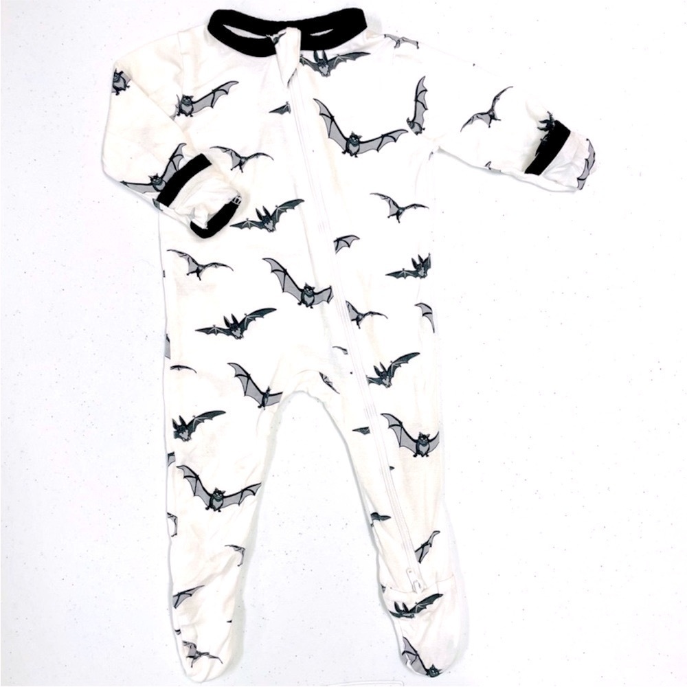 Kyte Baby Bats Zippered Footie Boys 0-3M Bamboo Limited Edition Halloween Pajama